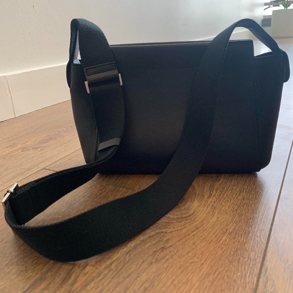 Everlane Mini Form Bag